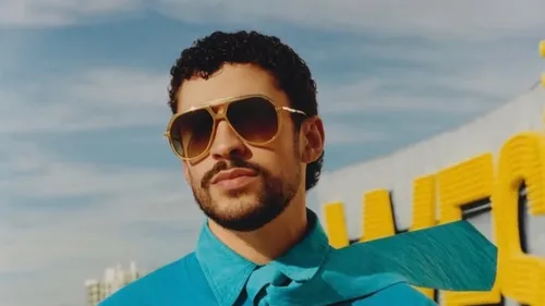 Bad Bunny rend hommage à Willie Colón