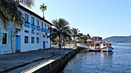 Paranaguá, le Brésil authentique au bout du rail