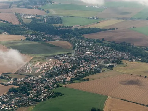 Seine-et-Marne : le petit village de Chauconin-Neufmontiers...