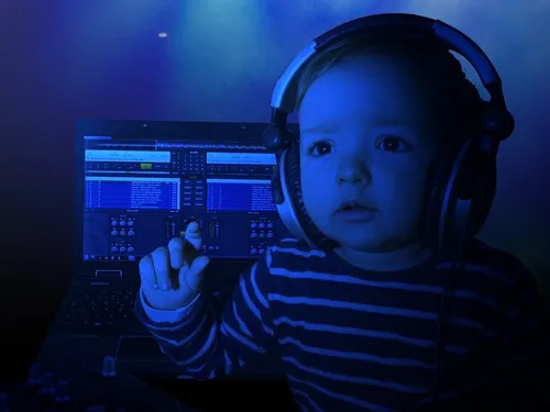 Un album et des soirées techno pour les bébés 