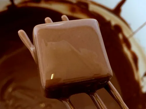 Deux hommes secourus dans la cuve de chocolat d’un célèbre confiseur