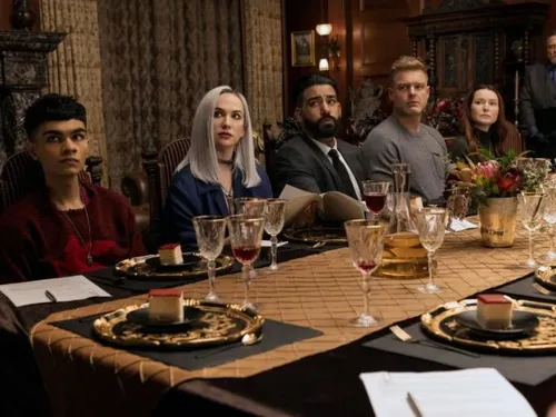 Les nouveautés séries : des frissons avec "La chute de la maison...