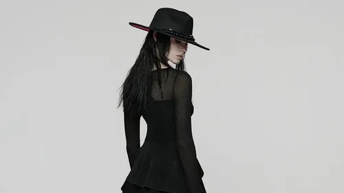 Ce club techno impose le tout-noir : bonne idée ou fashion faux-pas ?