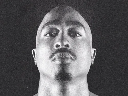 Meurtre de Tupac : Suge Knight pourrait prendre la parole au procès