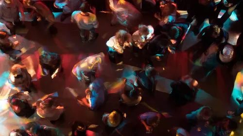 Réarmement démographique : la Lituanie mise sur les discothèques