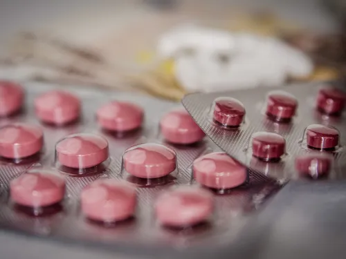 Vanté comme étant efficace contre la gueule de bois, ce médicament...