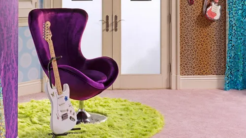 Hannah Montana ouvre les portes de sa maison à Malibu