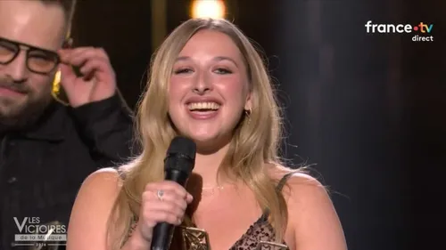 Helena ou Theodora : qui vend le plus après les Victoires ?