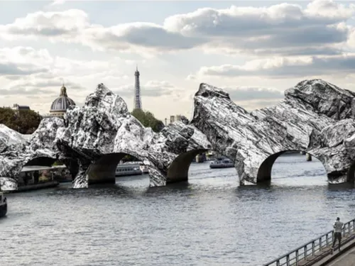JR transforme le Pont-Neuf, ça débute ce 11 Mai !
