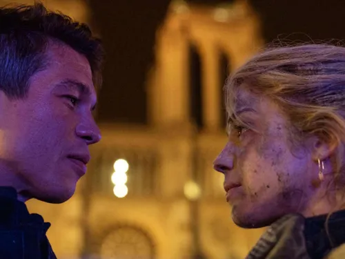 Netflix dévoile une bande-annonce spectaculaire de sa série sur...