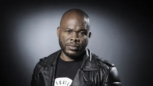 Pit Baccardi se lâche dans son nouveau freestyle