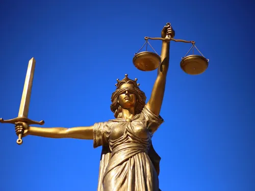 Après dix mois d’audience, l’heure du verdict au procès des...