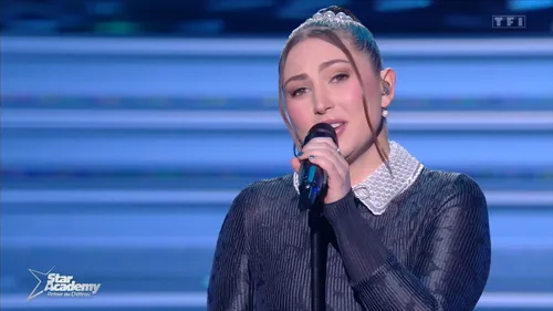 Linh dévoile son nouveau single "Dans ton téléphone"