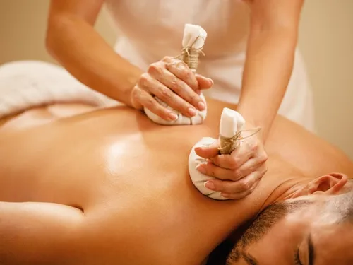 Vous connaissez le massage Ayurveda ?