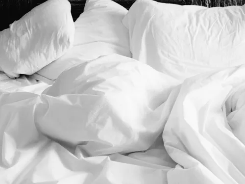 Job de rêve : et si vous étiez payé.e pour dormir et tester des...