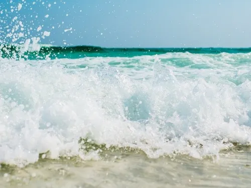 Tinder donne son classement des plages françaises où il faut...
