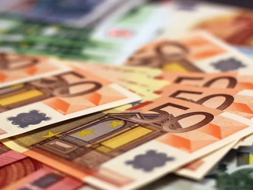 40 000 euros cash trouvés dans un bus