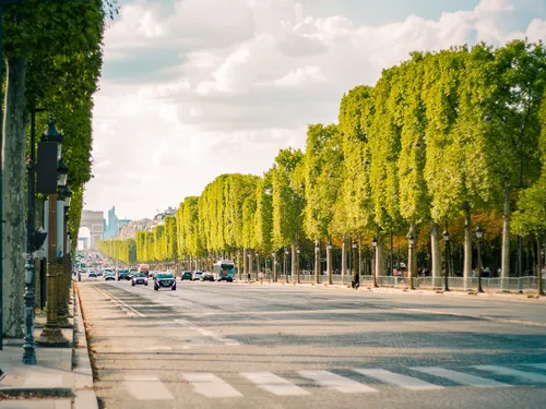 Paris : une fillette de 7 ans décède, renversée par un taxi