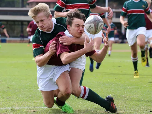 Plaquage, mêlée : les règles pour suivre un match de rugby