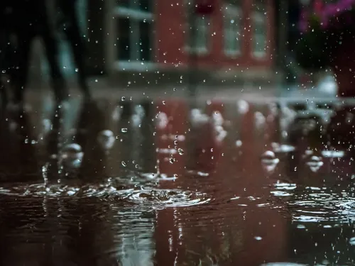 Chine : pour provoquer la pluie, le pays envoie des projectiles...