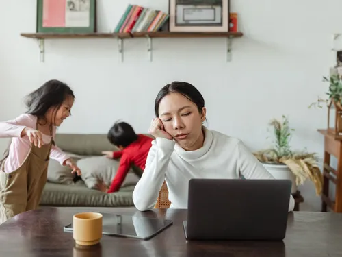 Burn-out parental : reconnaître les signaux