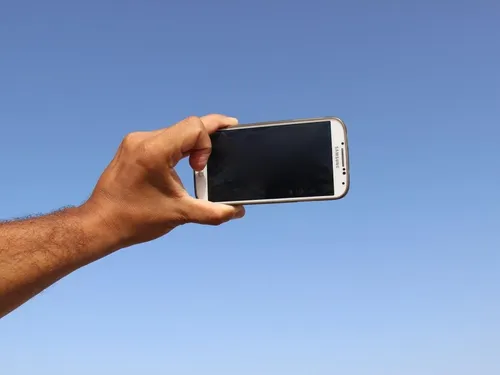 Ils tombent d'une falaise de 30 mètres en faisant un selfie