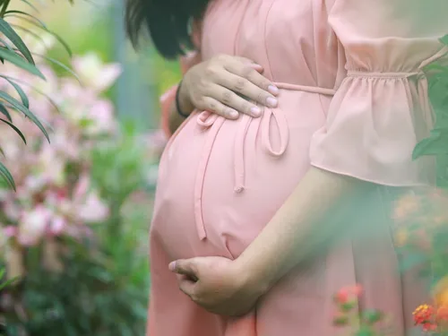 Japon : une ville provoque un tollé après avoir envoyé aux femmes...