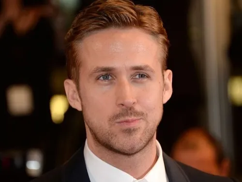"Barbie" au cinéma : la première photo de Ryan Gosling en Ken...