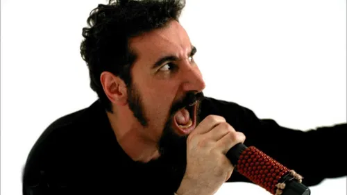 System of a Down ressort "Toxicity" en fanfare pour son 25e...