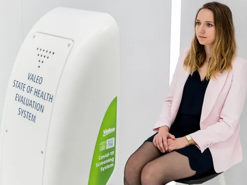 Une machine qui détecte les cas de COVID-19 mise en place dans les...