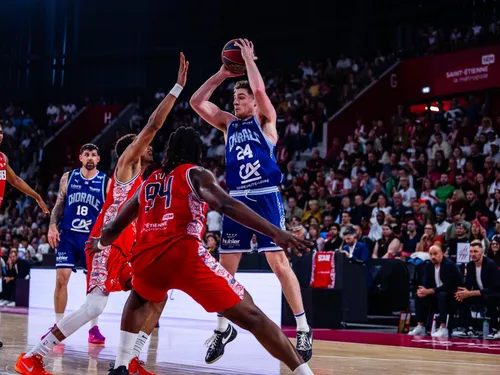 Basket : la Chorale maitre du derby de la Loire