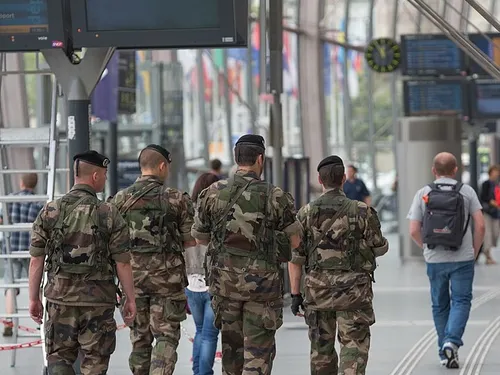 France : 2 attentats déjoués en 2024, le plan Vigipirate relevé en...