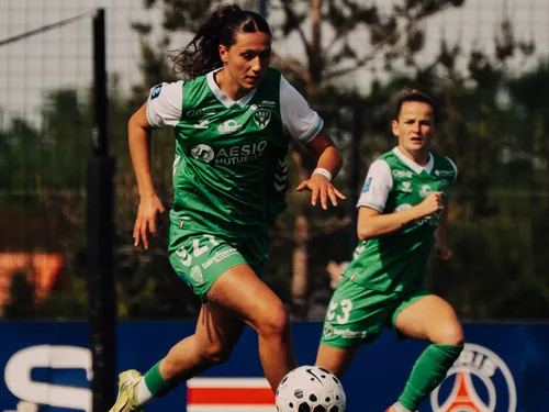 ASSE féminines : battues à Paris, les filles ont 2 matchs pour se...