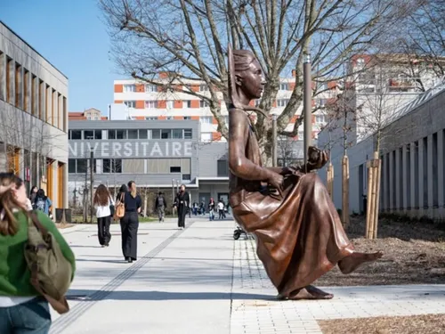 L'Université Jean Monet mise sur l'accompagnement pour intégrer ses...