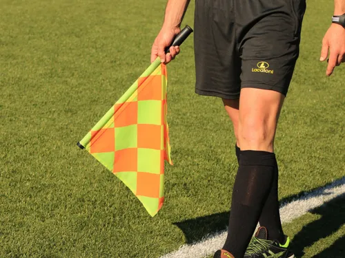 Saint-Chamond : Le club de foot réagit après l'agression d'un arbitre