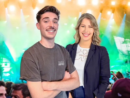 CHAMPAGNE FM, EMISSION EXCEPTIONNELLE EN DIRECT DE LA MAGNIFIQUE...