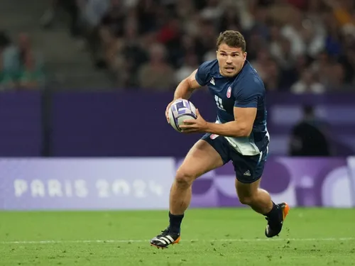 Après l'or, Antoine Dupont élu meilleur joueur de rugby à VII