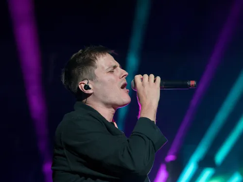 TOM GREGORY "FINGERTIPS" (LIVE)