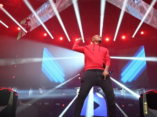 SOPRANO "Le Coach" (Live)