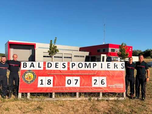 Les pompiers font leur bal à L'Isle-Jourdain (Gers)