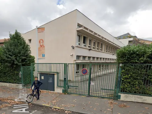 Un ado de 14 ans agressé à coups de cutter au collège Lamartine