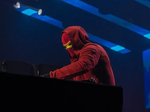 SOUND OF LEGEND "I'm so excited" (Live)