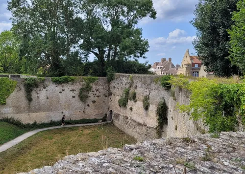 Bergues Highlights Tour