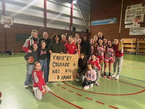 Accident sur l'A25 à Bailleul : le mini-bus conduisait de jeunes...