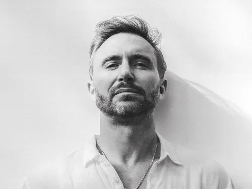 Main Square 2027 : David Guetta annoncé, les premiers billets en...