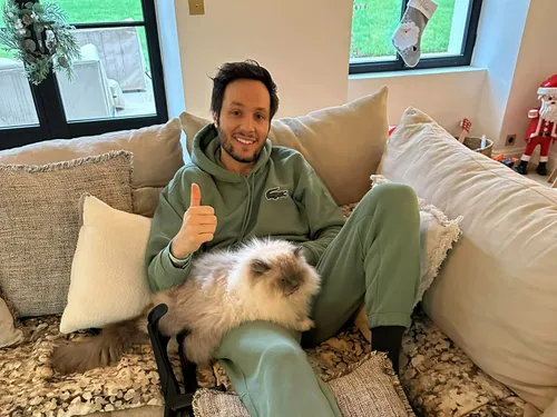 Vianney : une double bonne nouvelle depuis la maternité !