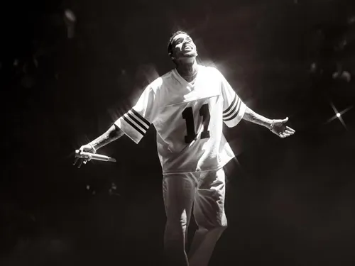 “Obvious” : le retour de Chris Brown sur la scène R&B