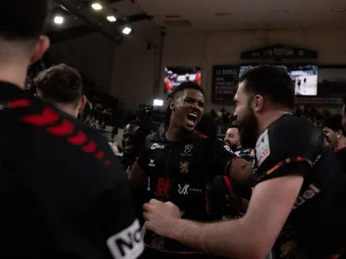 Dunkerque qui sort de la zone rouge, Hazebrouck qui va bien... Les...