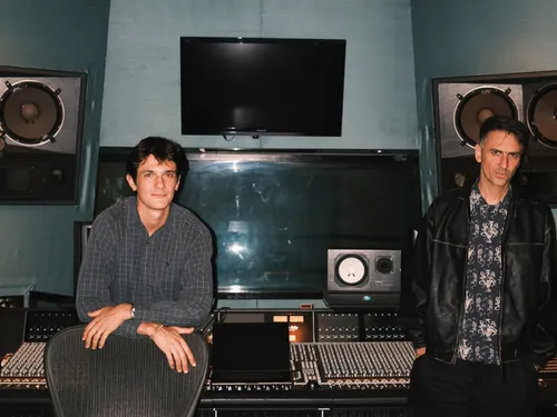 “Get Away” : la fusion Kungs x Boys Noize