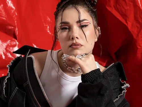 DAYSY dévoile “Pardon”, un nouveau tournant musical